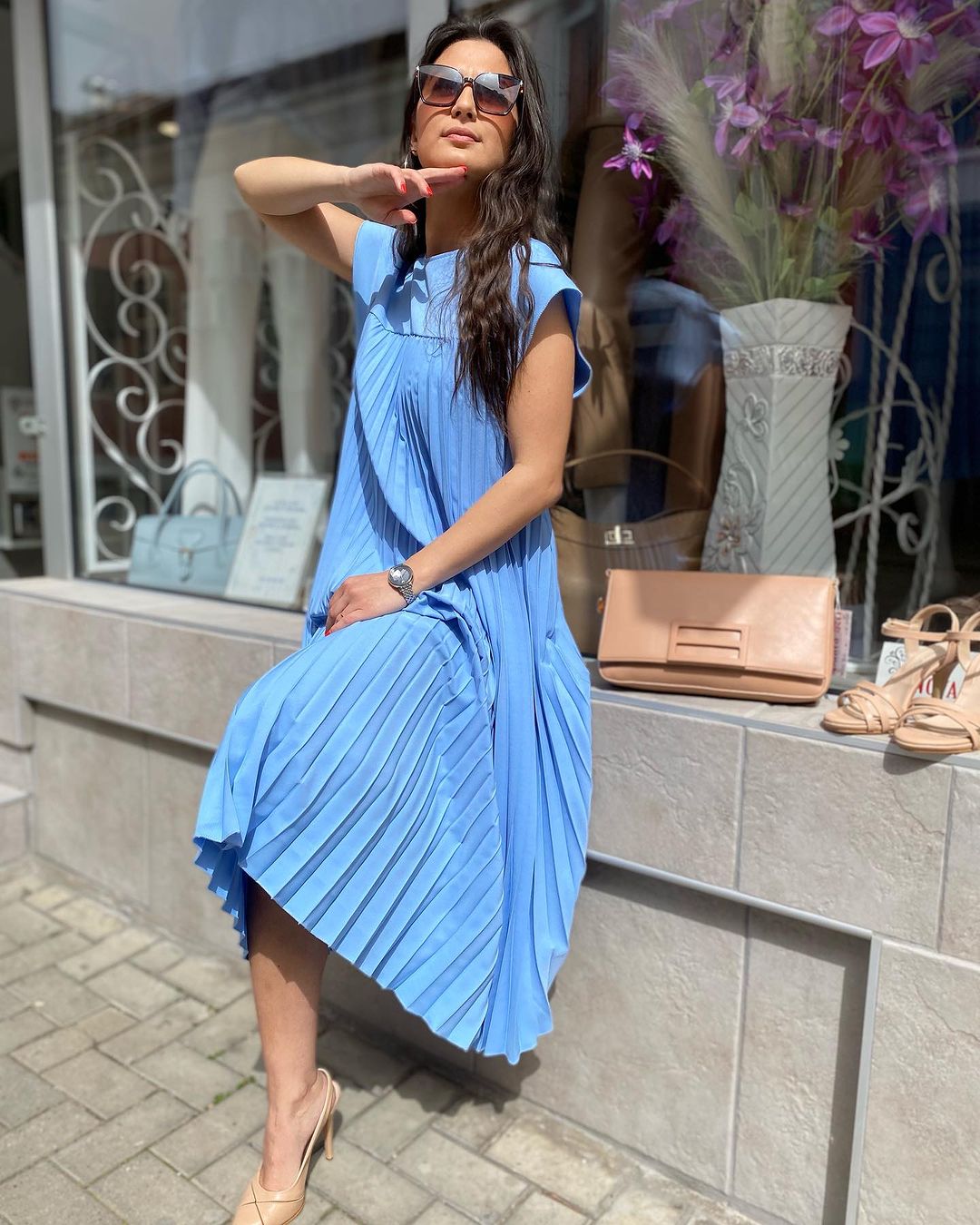 🔥48% OFF🔥Sleeveless pleated simple solid colour dress