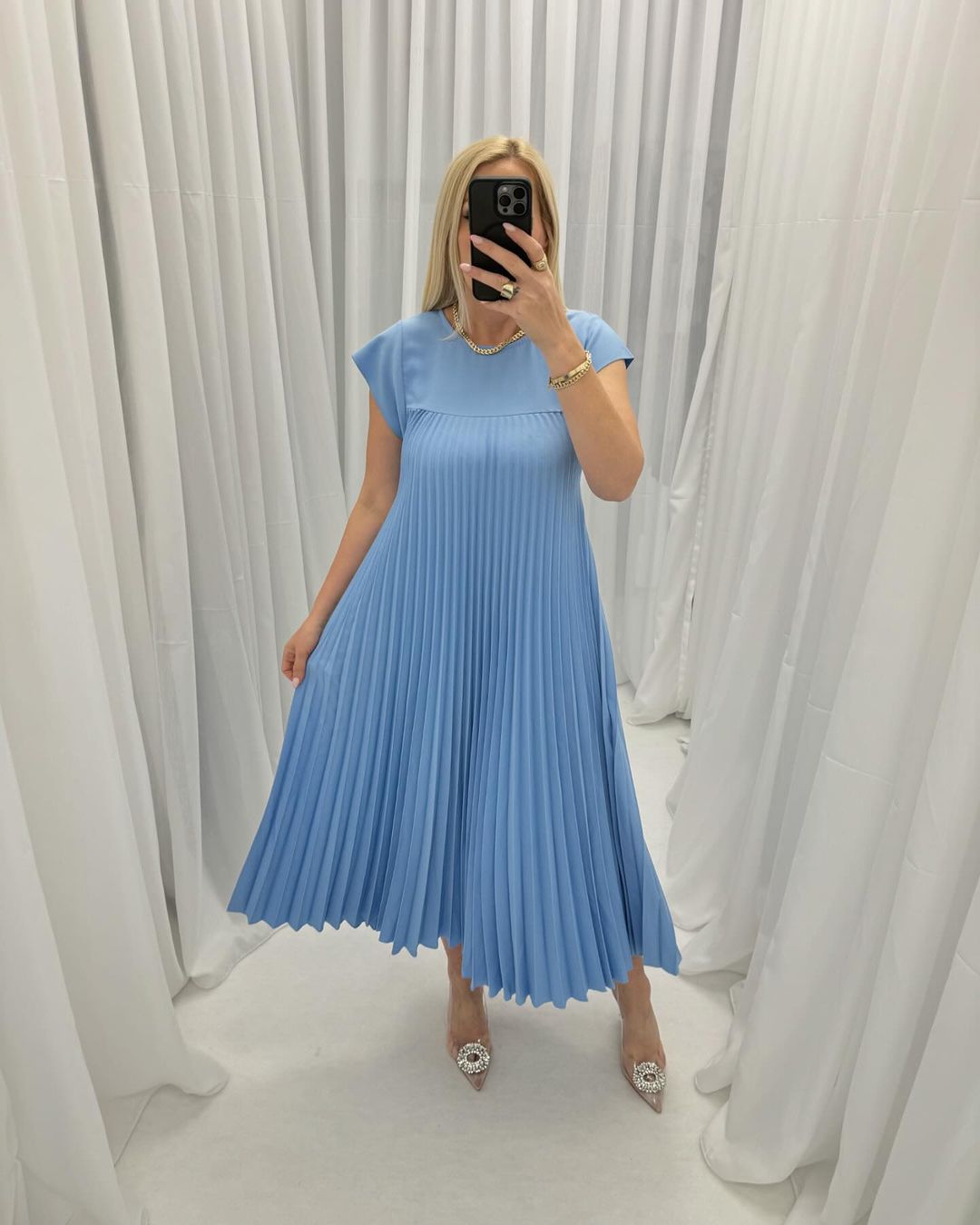 🔥48% OFF🔥Sleeveless pleated simple solid colour dress