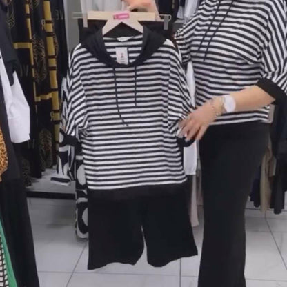 Women's Striped Top & Solid Pants Set